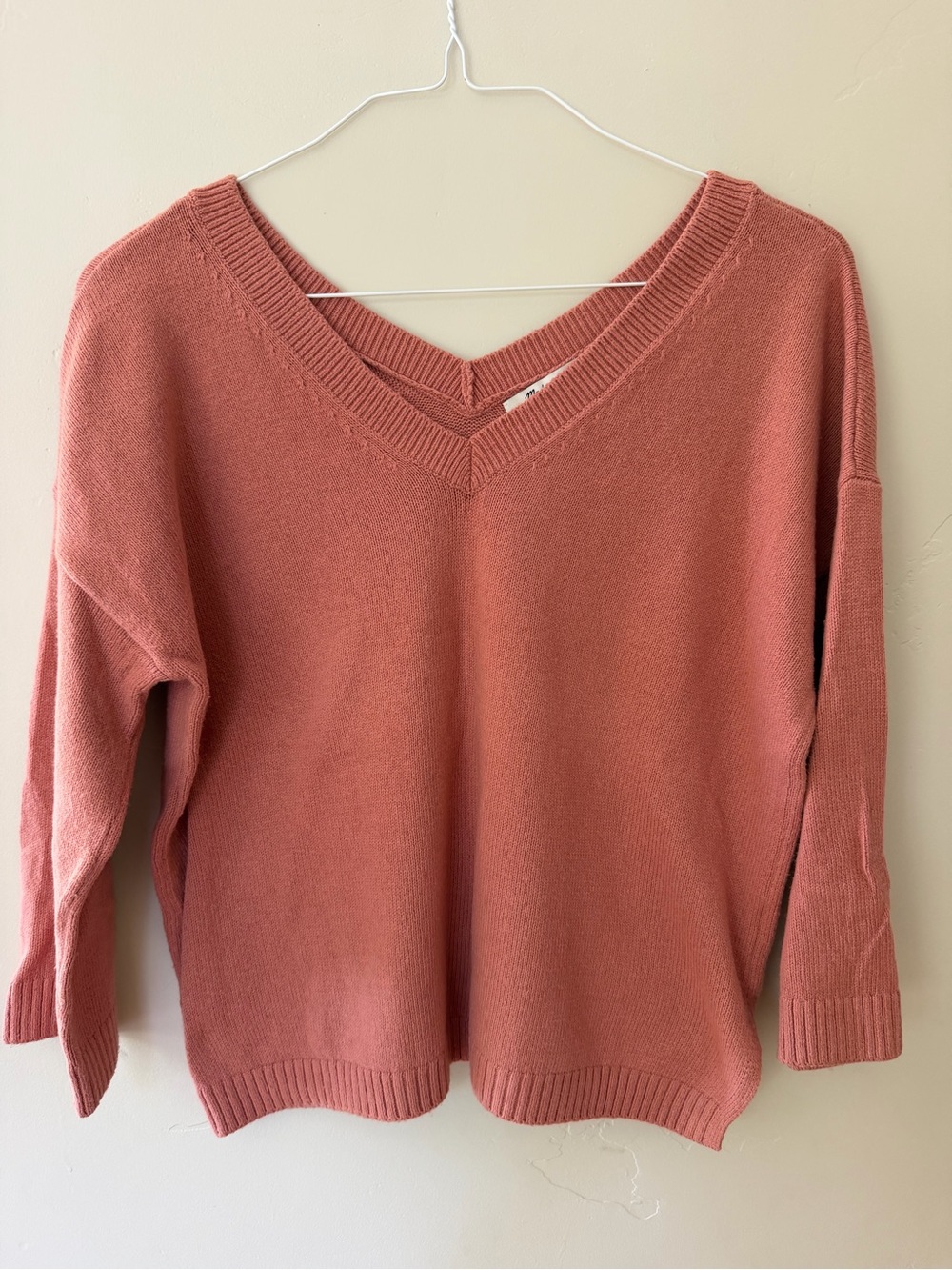 Madewell V-Neck Sweater in Rosewood Pink